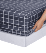 Posteljina 160x220 cm – Sivi dezen sa bijelim linijama